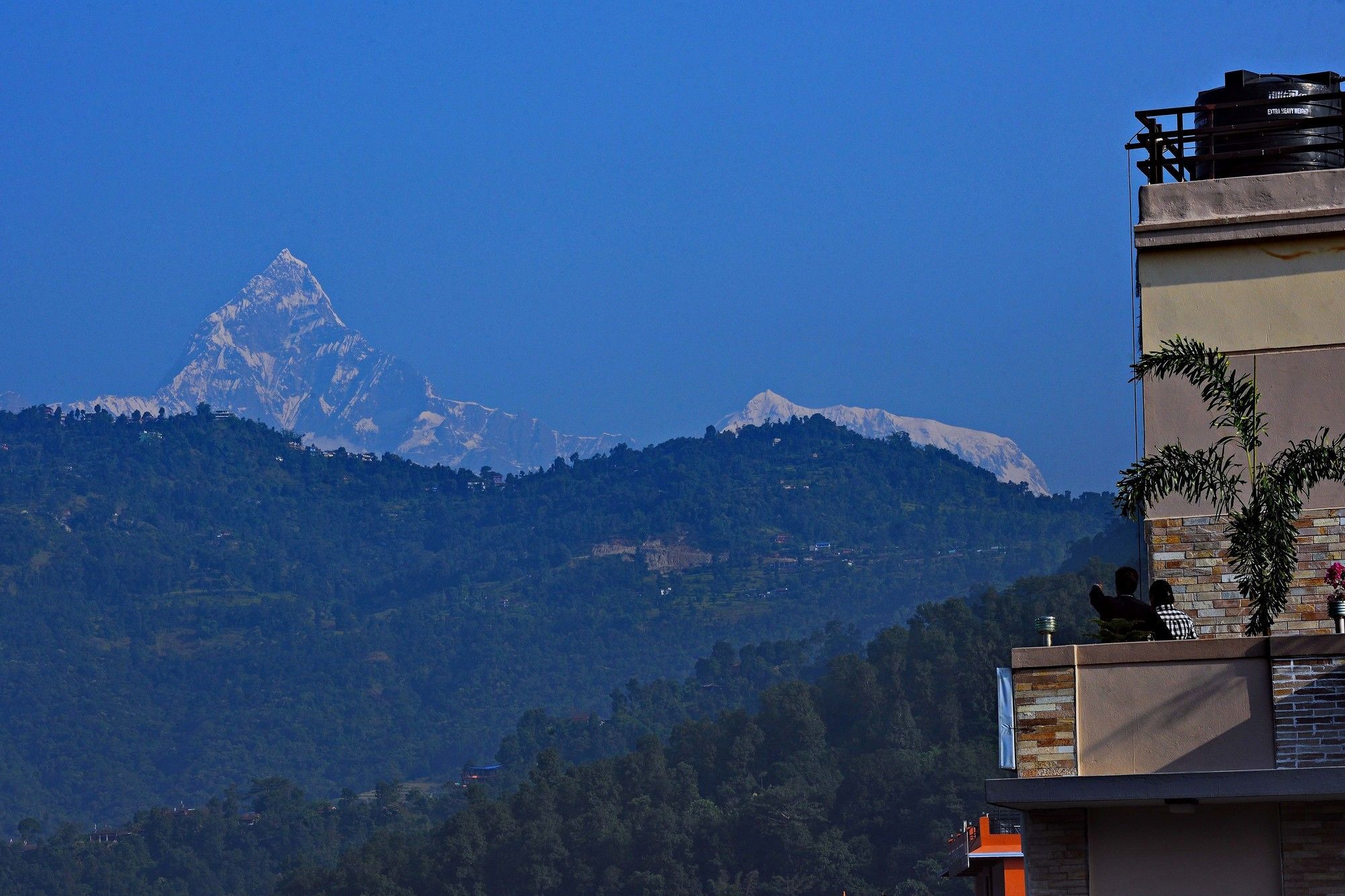 Hotel Queens Park Pokhara Zewnętrze zdjęcie